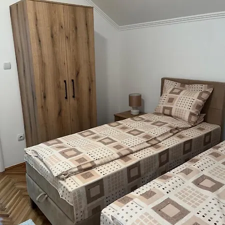 Guest Radic Apartments Palic Exterior photo